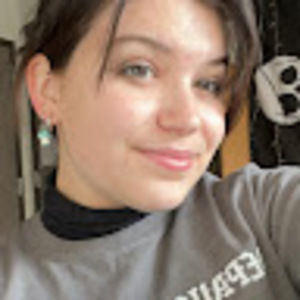 Meet your Posher, Evy